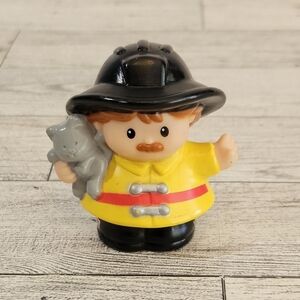 Fisher-Price Little People Fireman Holding Cat 2001